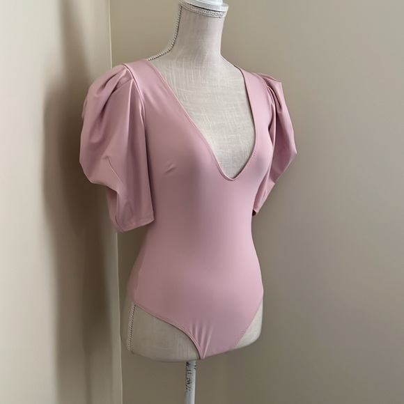🆕 Free People Va Va Voop Bodysuit In Soft Pink - Picture 4 of 12